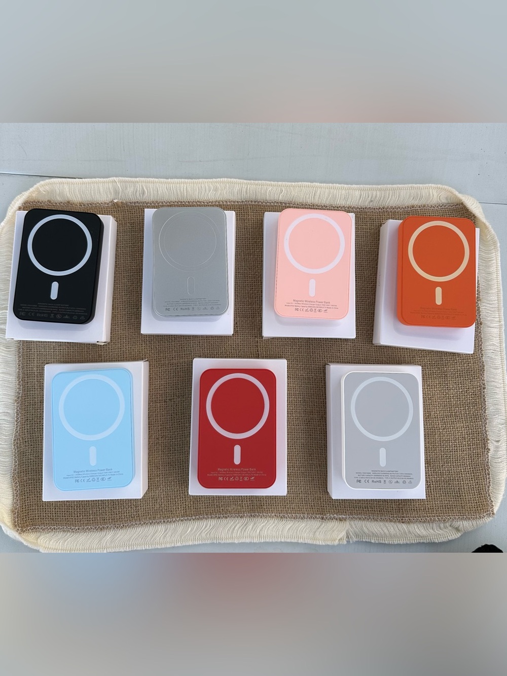 Magnetic Wireless Power Bank - Red